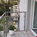 شقة Apartamenty Dziwnowek *